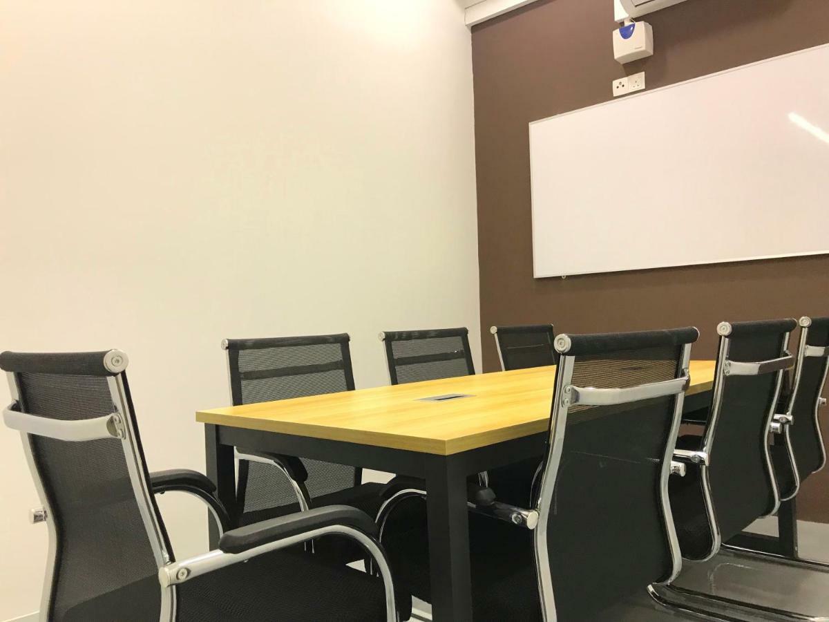 Апартаменты в Central Business District — 68 кв. м., спальни: 2, собственных ванных: 1 Кота-Кинабалу Экстерьер фото
